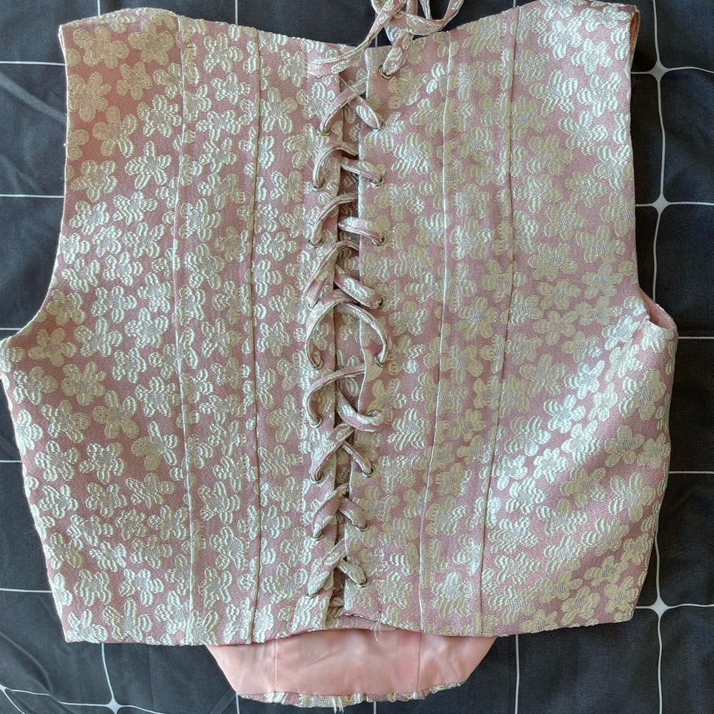 Pomelo Corset with Embroidery Florals - Picture 2 of 4